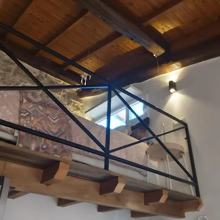 A Estrenar Construccion Tradicional En Pleno Corazon Da Ribera Sacra * Celeiros