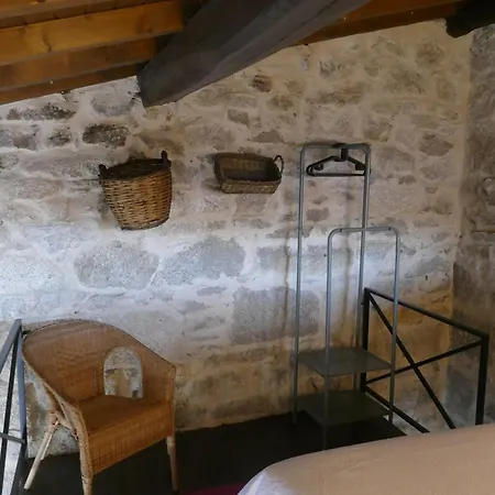 Apartman A Estrenar Construccion Tradicional En Pleno Corazon Da Ribera Sacra Celeiros
